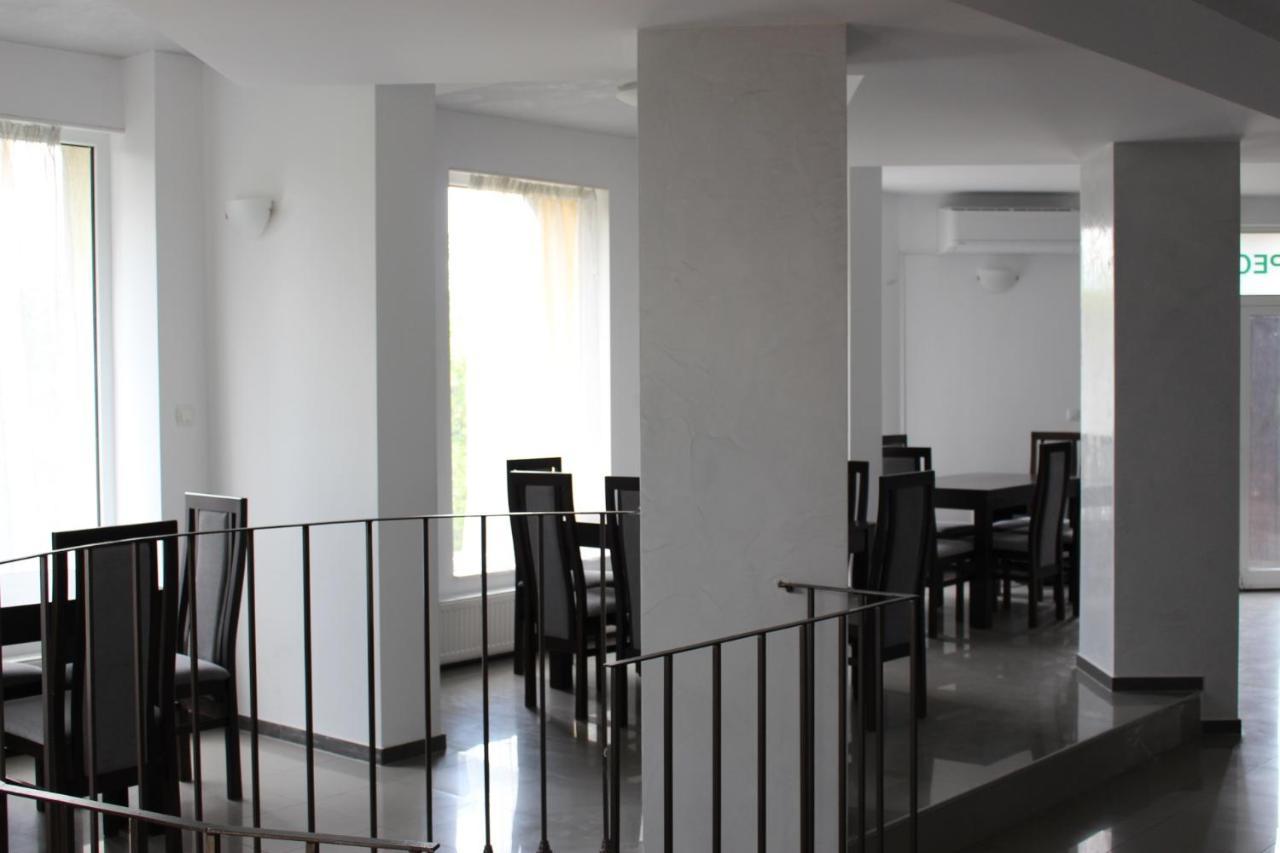Hotel Radi Sapareva Banya Bagian luar foto